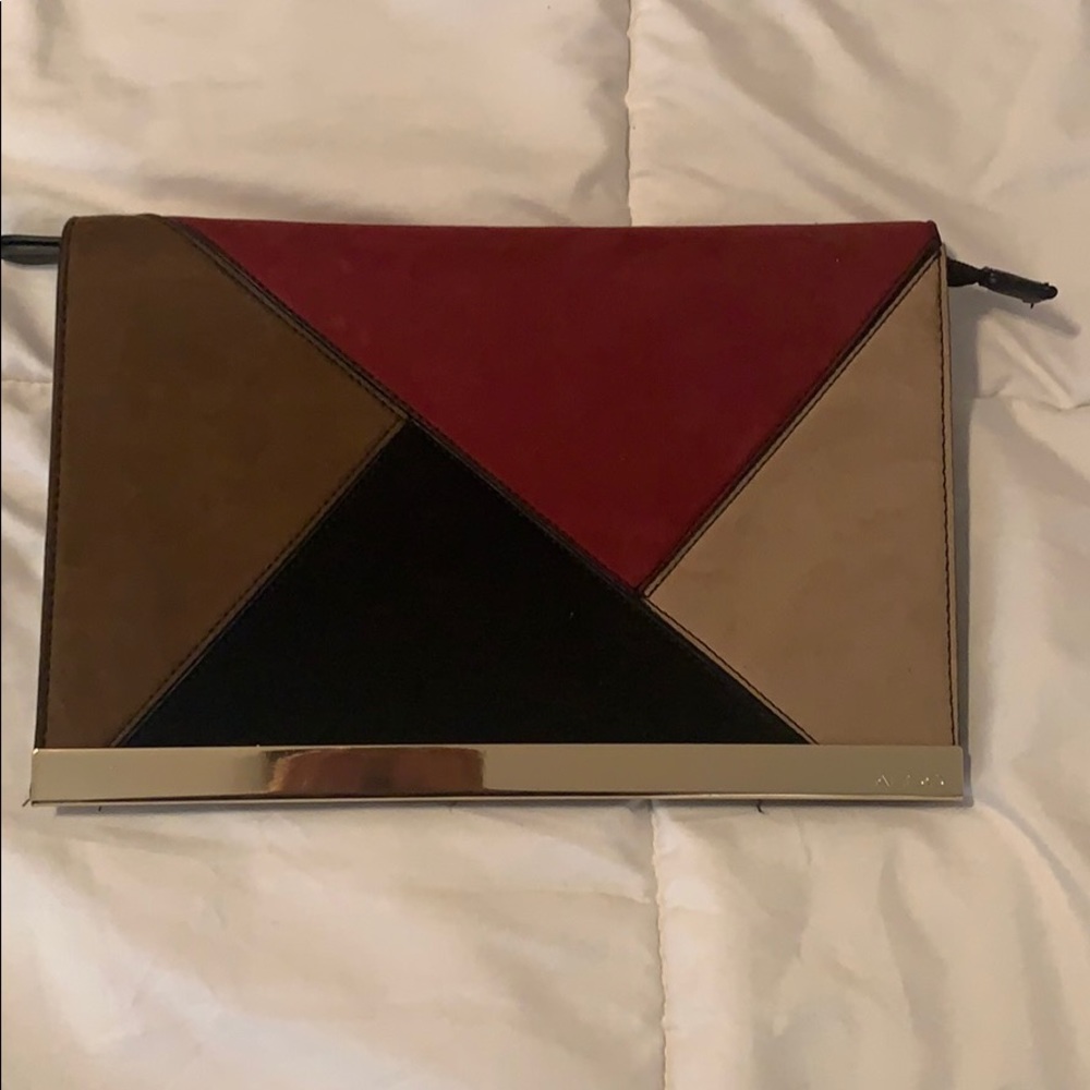 SALE 🤎 Aldo Large Suede Clutch